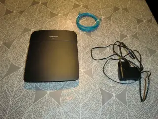 LINKSYS Router