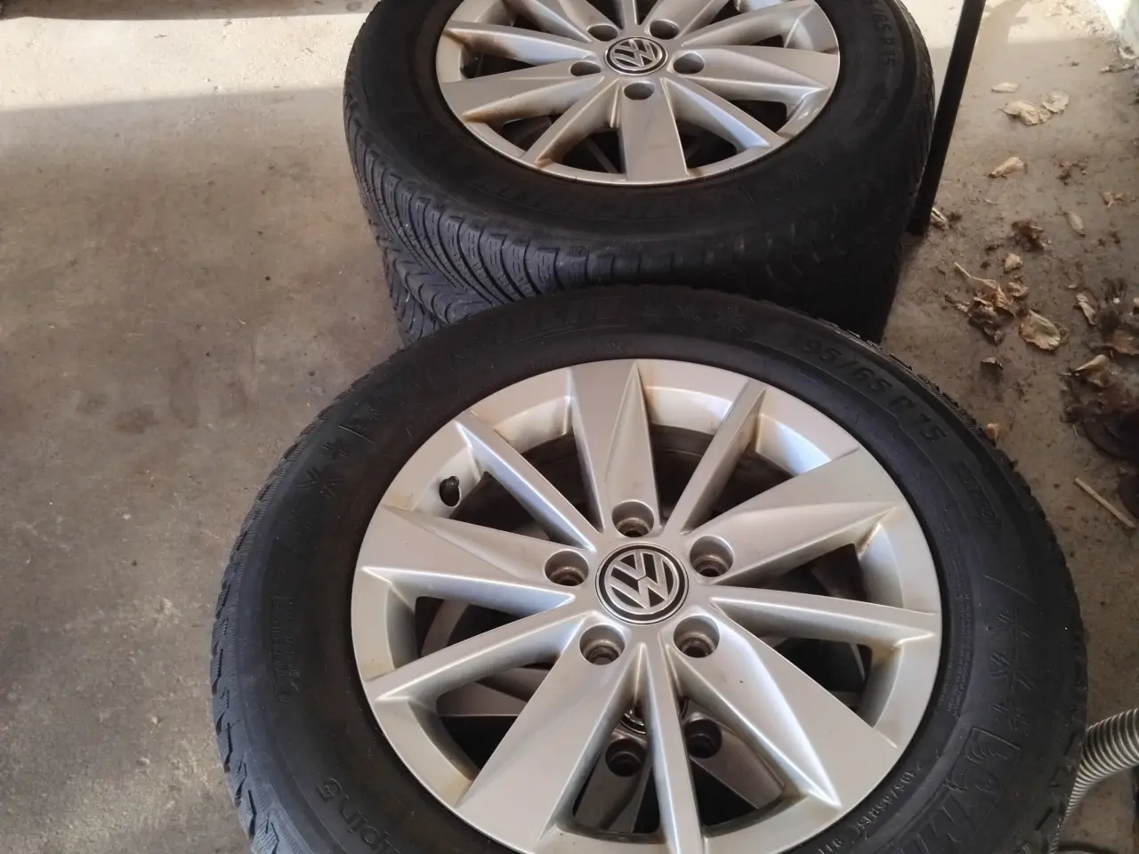Billede 1 - 15" alufælge med dæk til VW