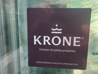Helt nye Krone træ/alu vinduer og døre