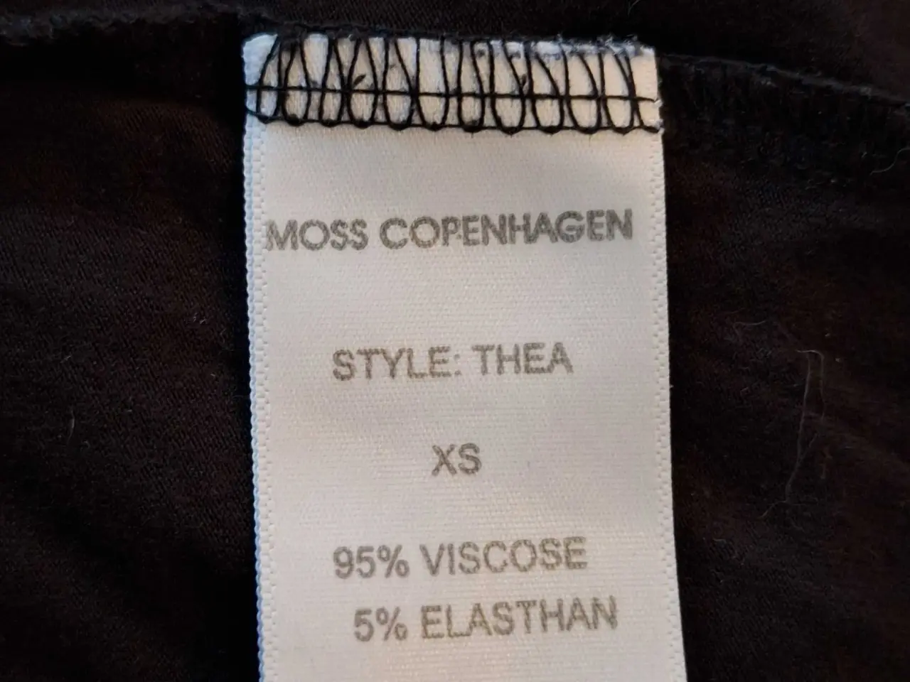 Billede 4 - Kjole med dyb ryg