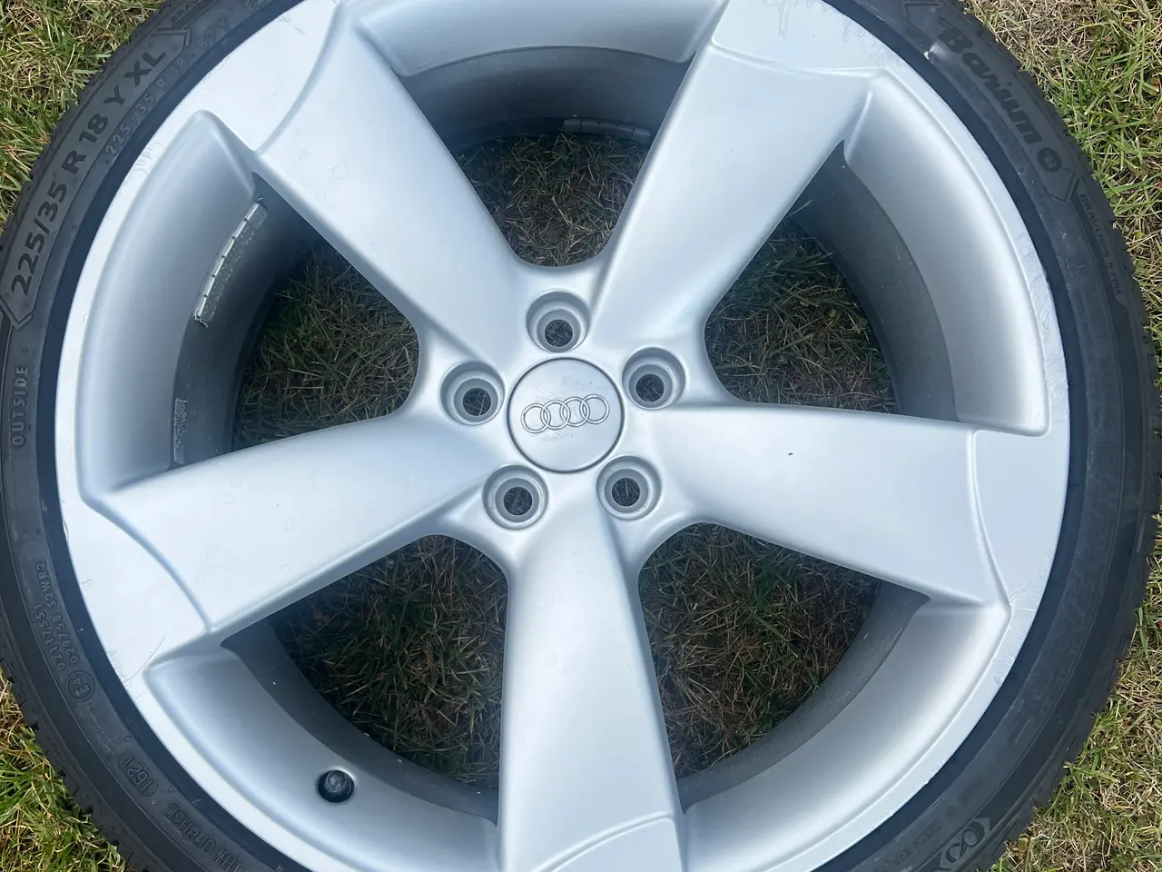 Billede 3 - 18" Audi original rotor fælg + Helt nye dæk