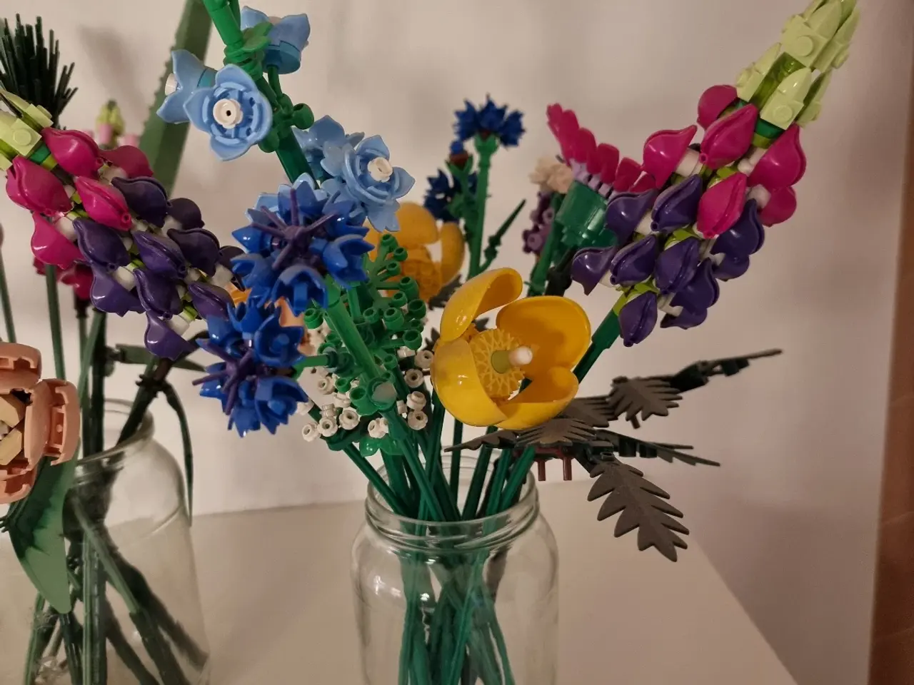 Billede 2 - To flotte sæt legoblomster