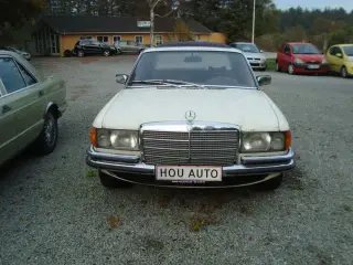 Nys. MB 280SE/116 første fra 1972