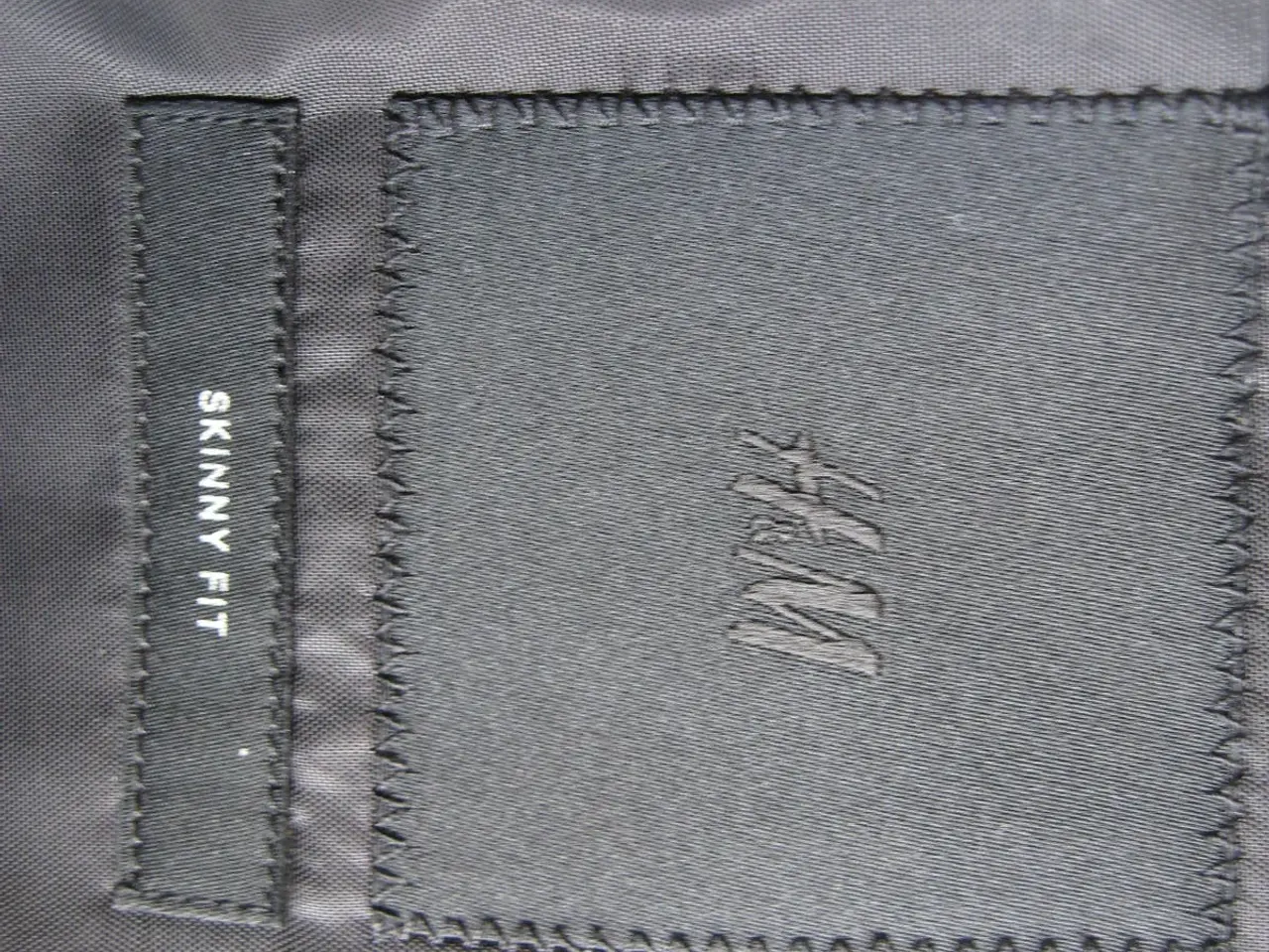 Billede 3 - Småternet blazer / habitjakke str 46