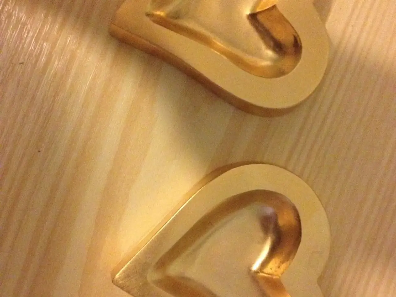 Billede 1 - 2 "guld" hjerter