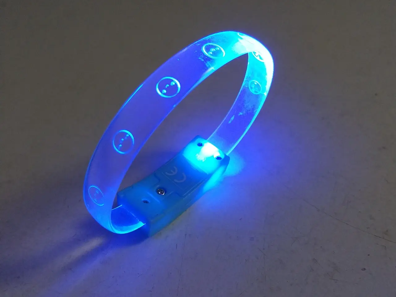 Billede 1 - Armbånd med lys 