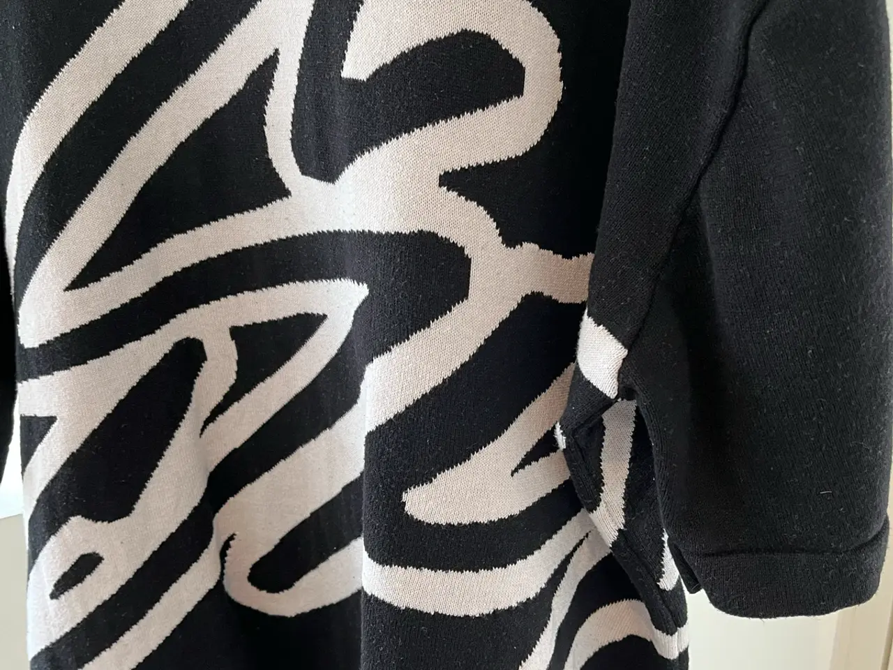 Billede 2 - Bershka t-shirt