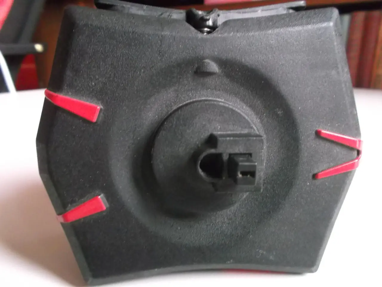 Billede 4 - AIR HOGS batteri boks til 6 stk. standard AA 1,5V