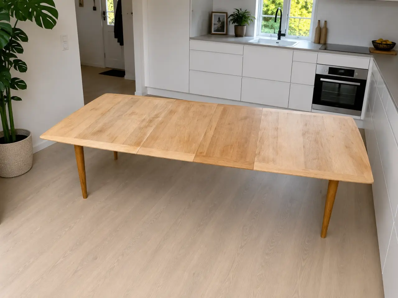 Billede 3 - Flot egetræsspisebord fra ILVA – 180×100 cm – med