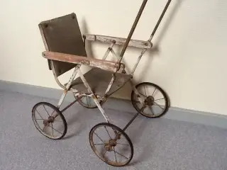 Vintage dukke klapvogn