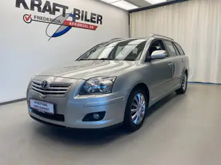 Toyota Avensis 2,0 D-4D Sol stc.