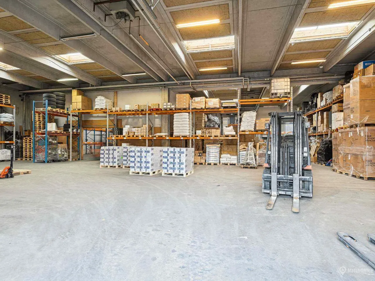 Billede 4 - Højloftet lager og kontor på Avedøre