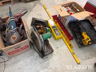 Værktøj og skruer - blandet lot