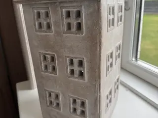 Betonhus til pynt