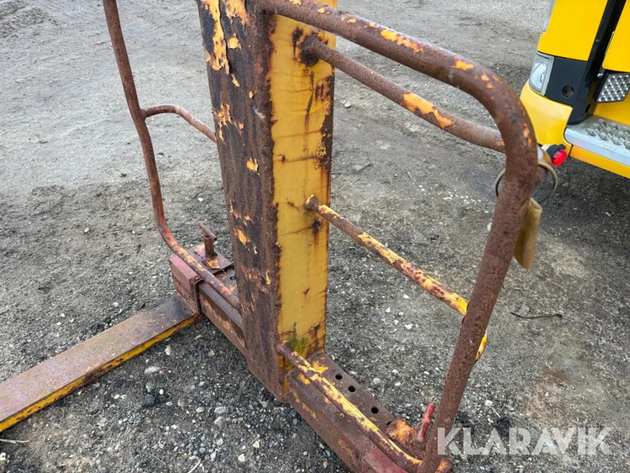 Billede 8 - Pallegafler til kran Fanø kranservice 3.t