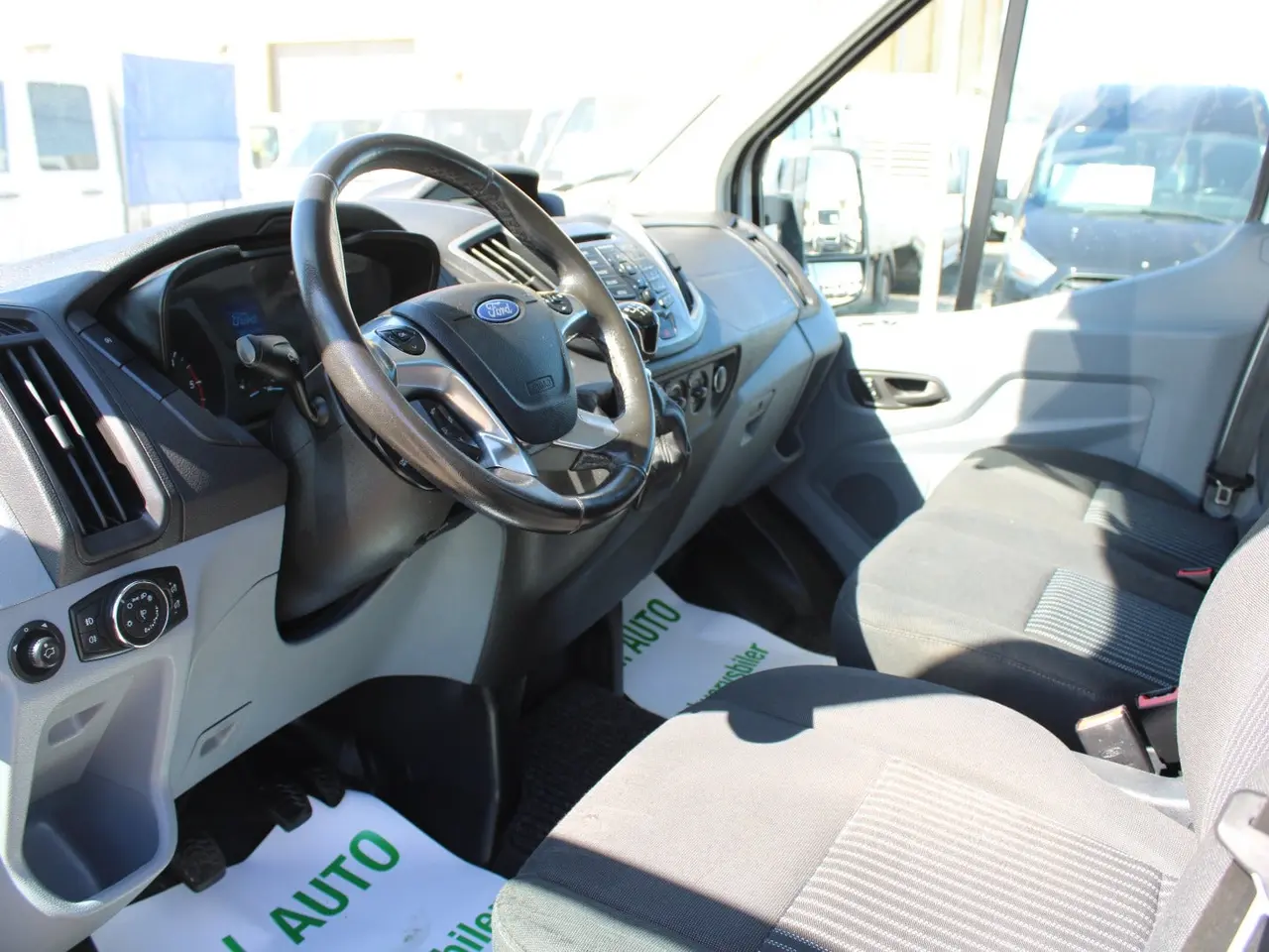 Billede 3 - Ford Transit 350 L4 Chassis 2,0 TDCi 170 Mandskabsvogn m/lad RWD