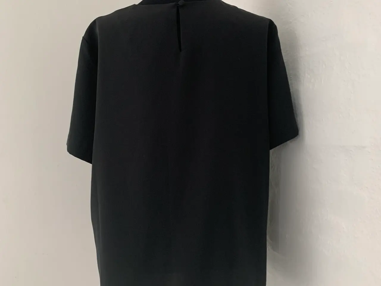 Billede 3 - T-shirt str.40