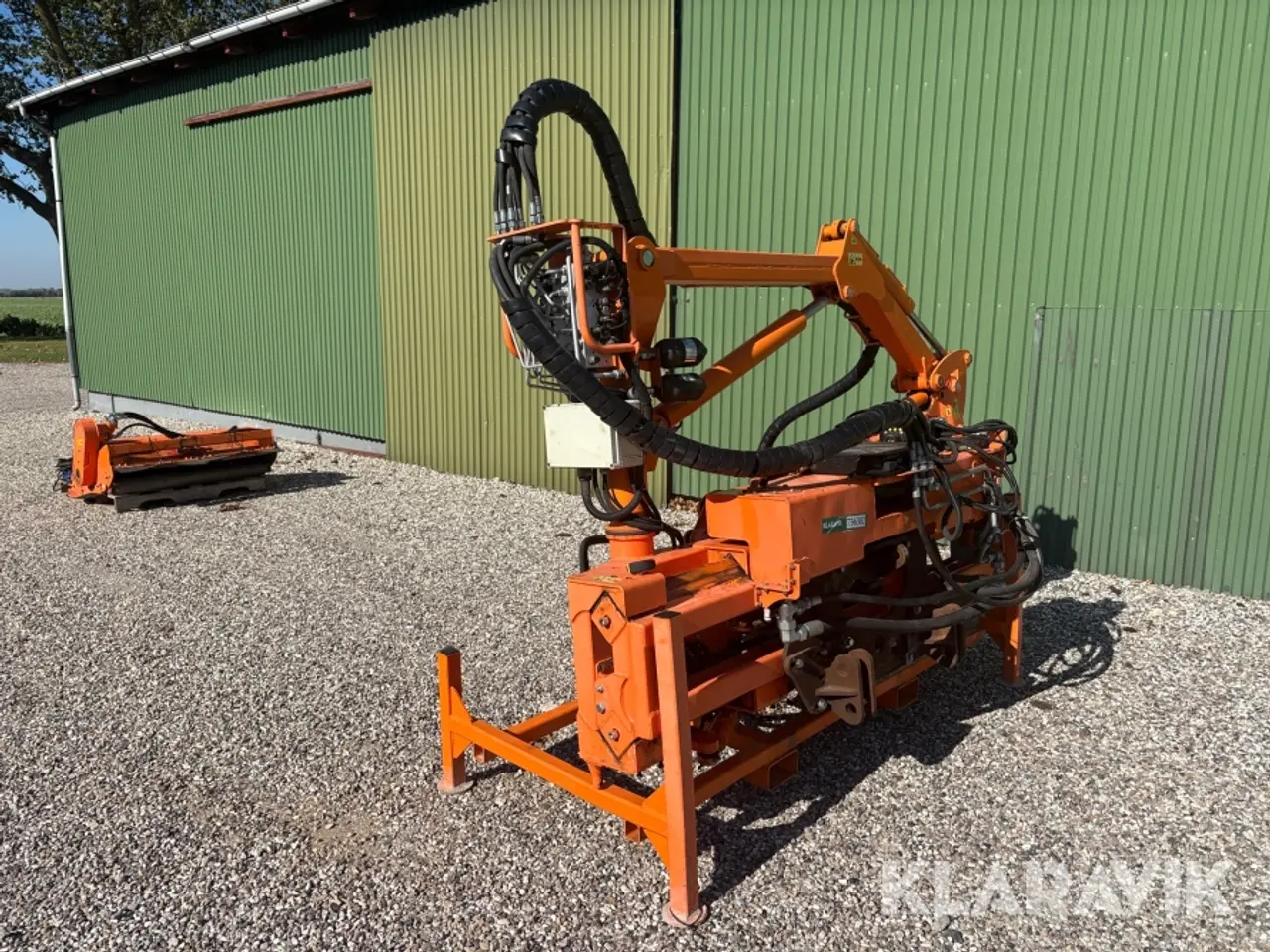 Billede 2 - Frontmonteret armklipper Pronar WWP600 med GK140 klippehoved
