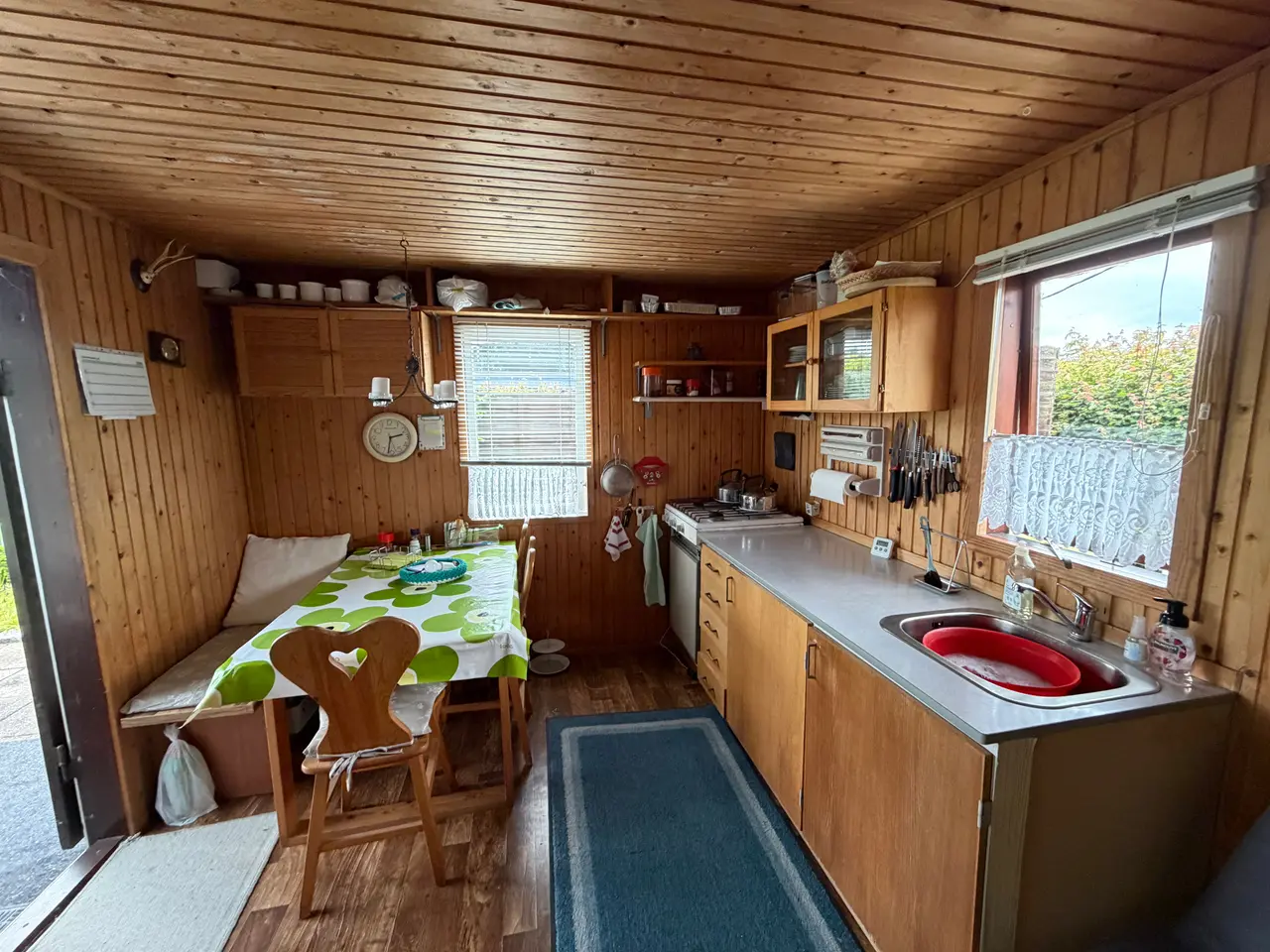 Billede 8 - En af Bjergbyparkens flotteste kolonihaver sælges