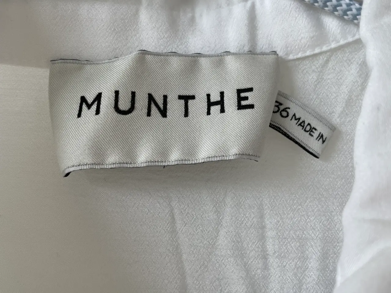 Billede 2 - Munthe hvid skjorte