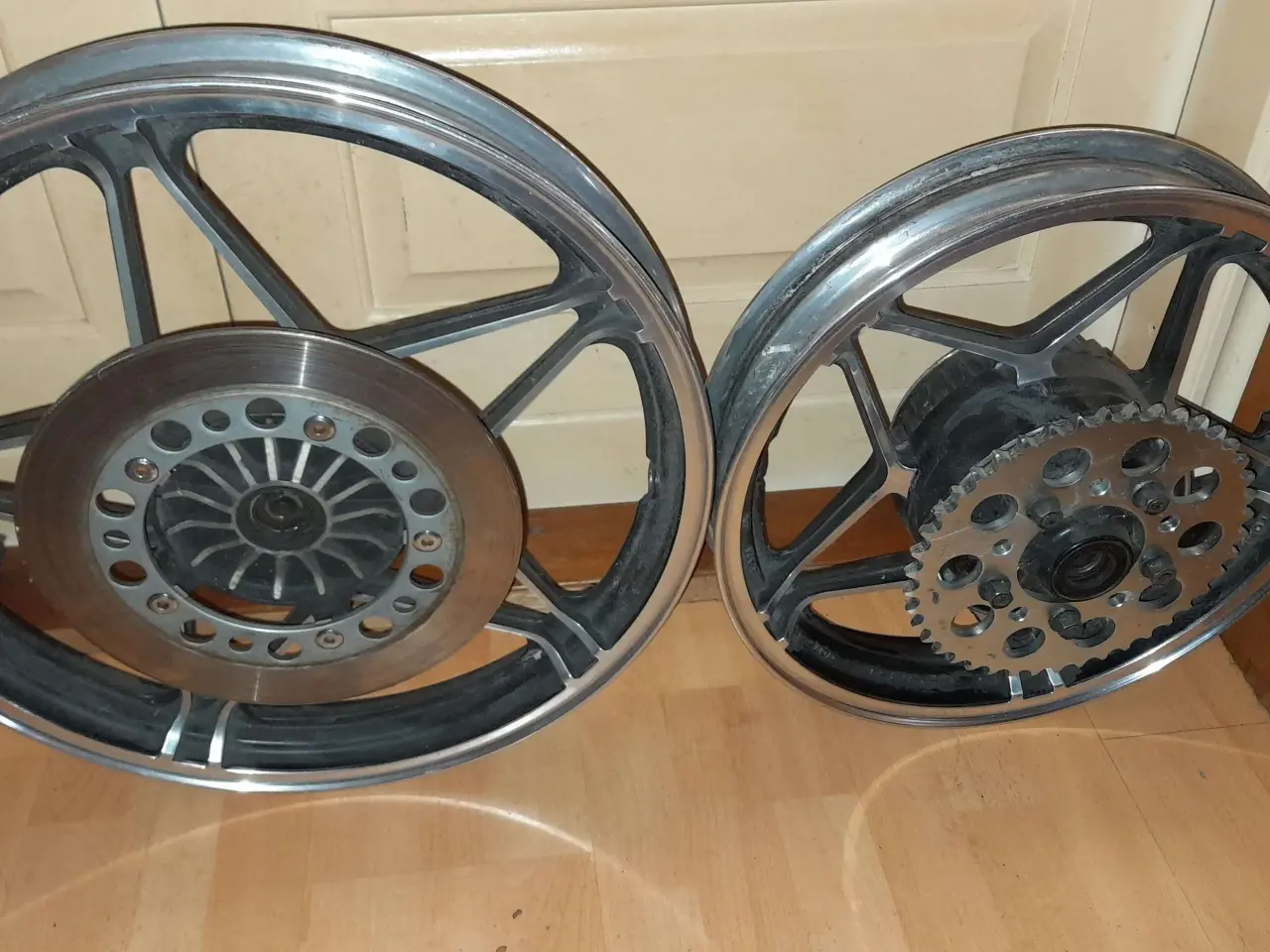 Billede 1 - Hjulsæt til 1982 Honda CB 450 Nighthawk