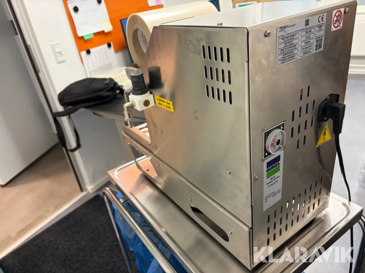Billede 2 - Bakke-/traysealer Techpa Machinery TM 20E med folierulle