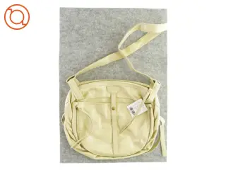 Crossbody taske