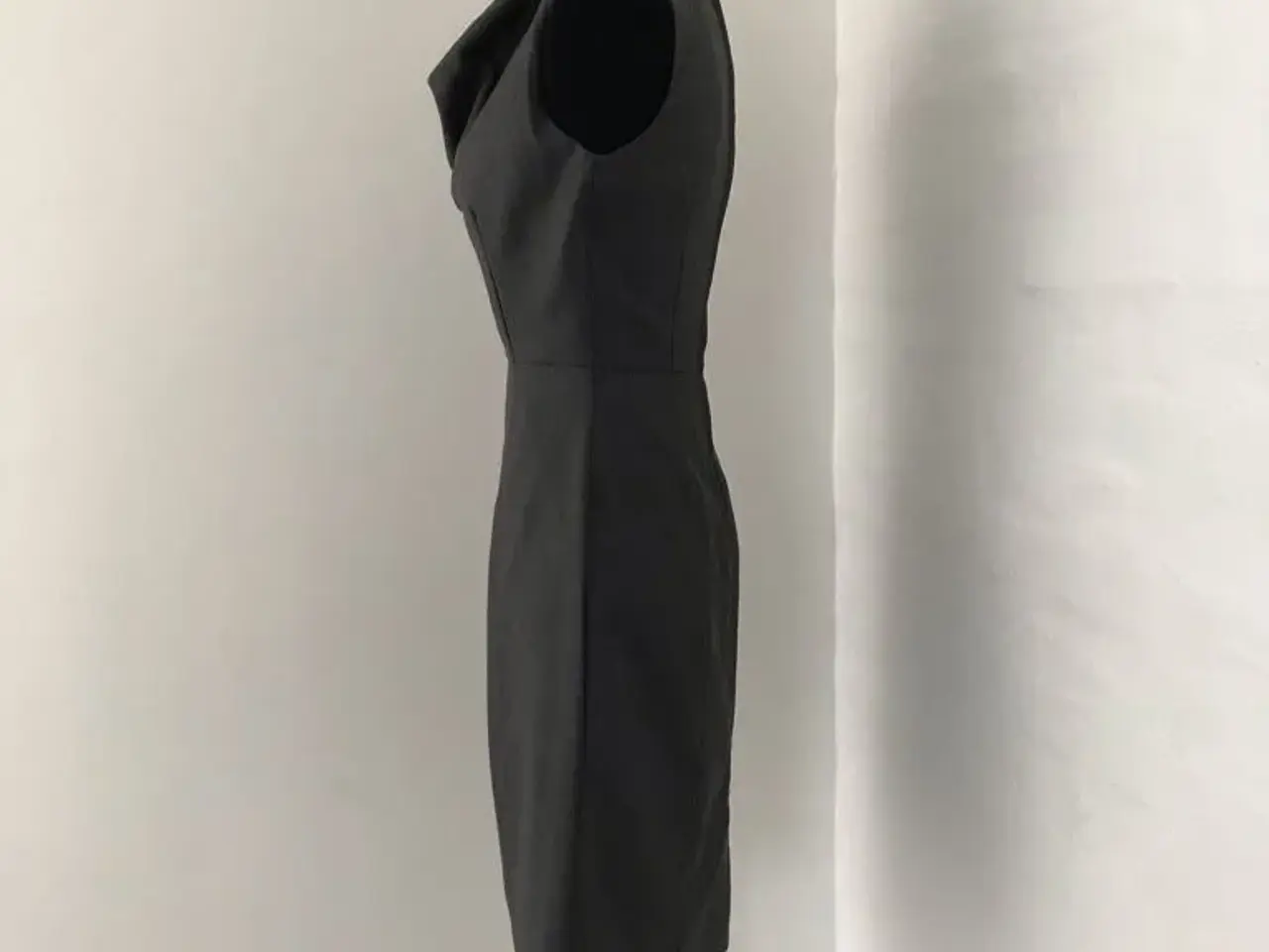 Billede 3 - Kjole str.34/xs