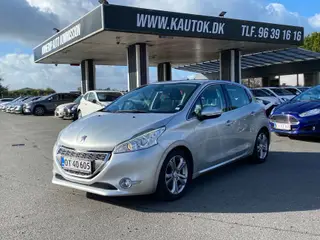 Peugeot 208 1,6 e-HDi Allure 92HK 5d