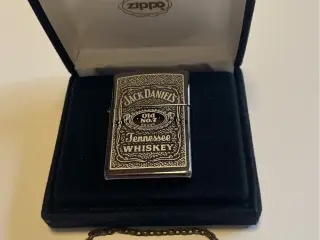 Flot vintage Jack Daniel's (2002) Zippo lighter 