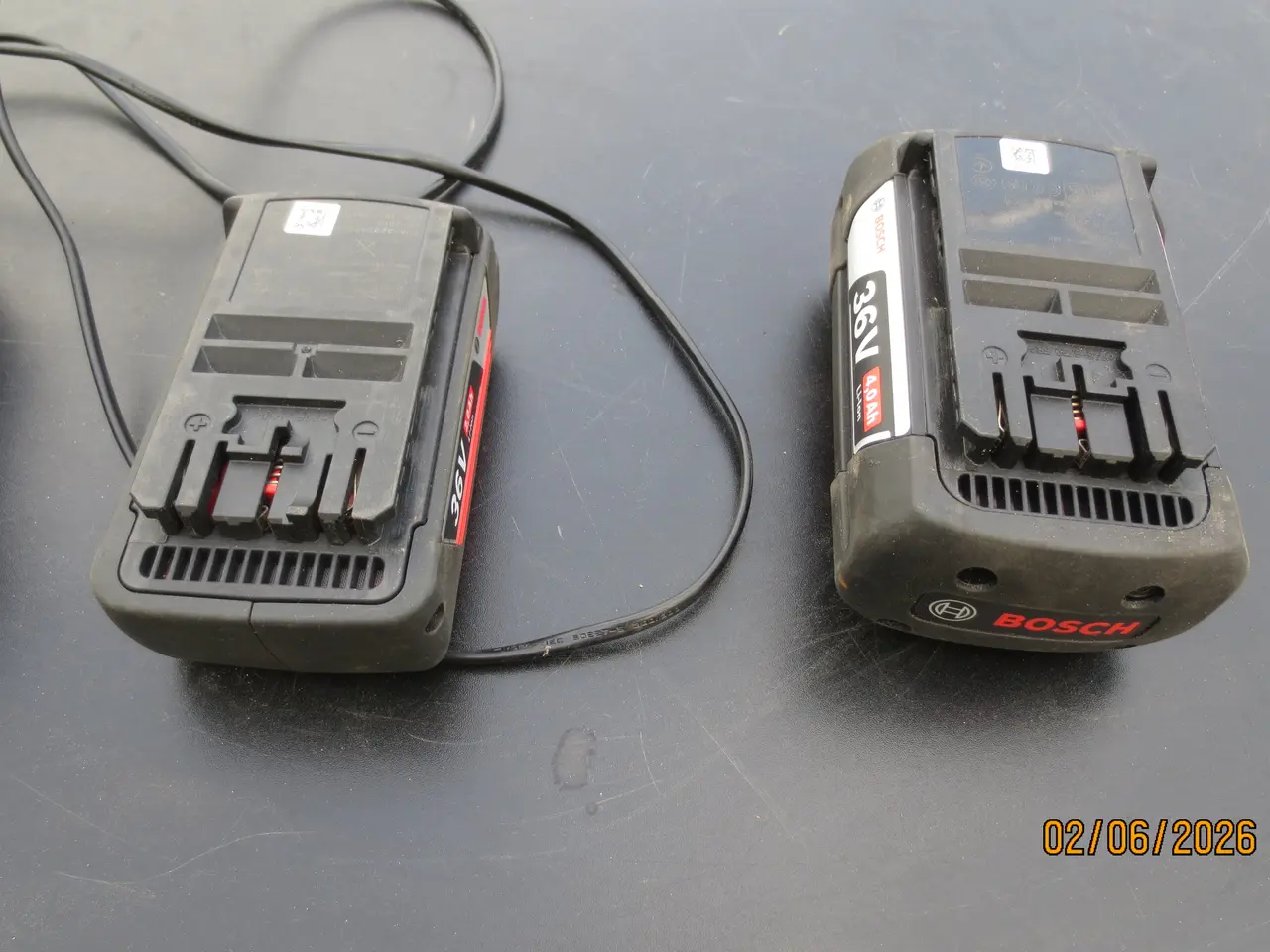 Billede 5 - 1 stk Bosch lader og 2 stk Bosch Batterier