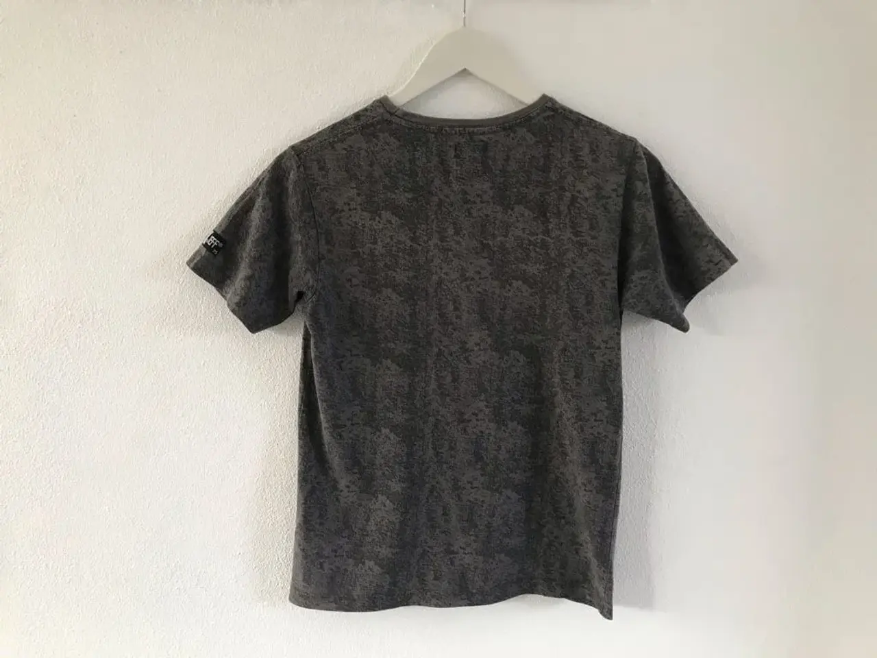 Billede 3 - T-shirt str.140