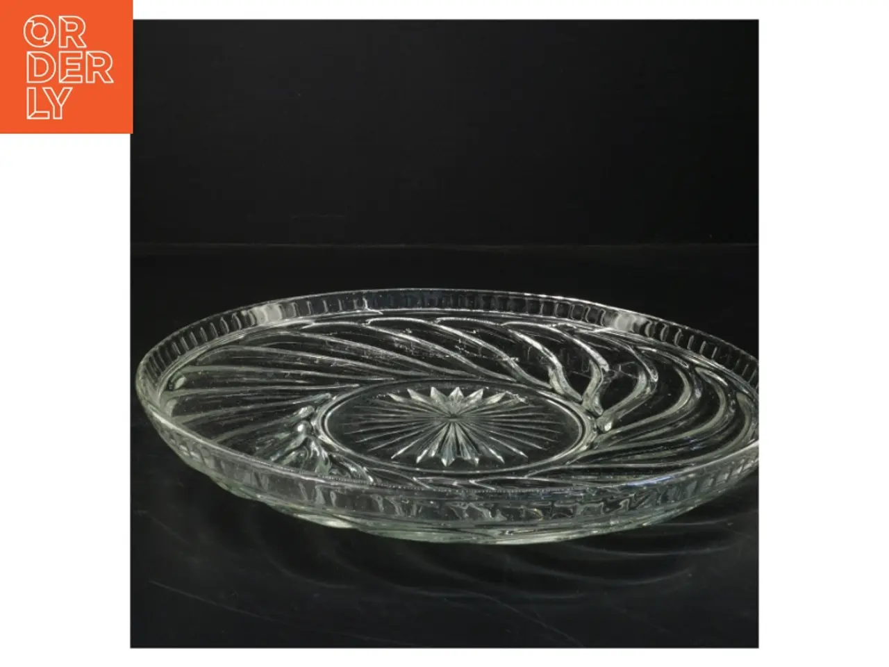 Billede 2 - Glas fad med mønster (str. Ø 29,5 cm)