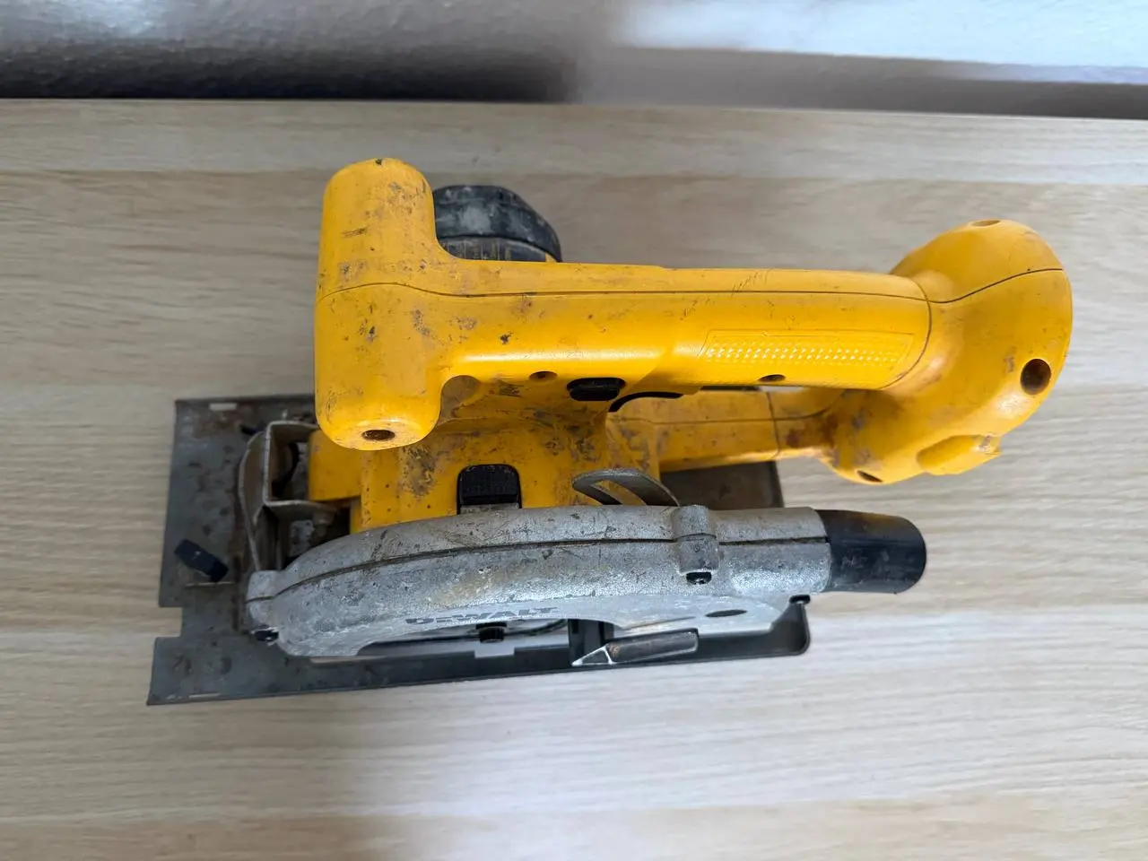 Billede 4 - DEWALT Rundsav DW936 med klinge - Uden batteri