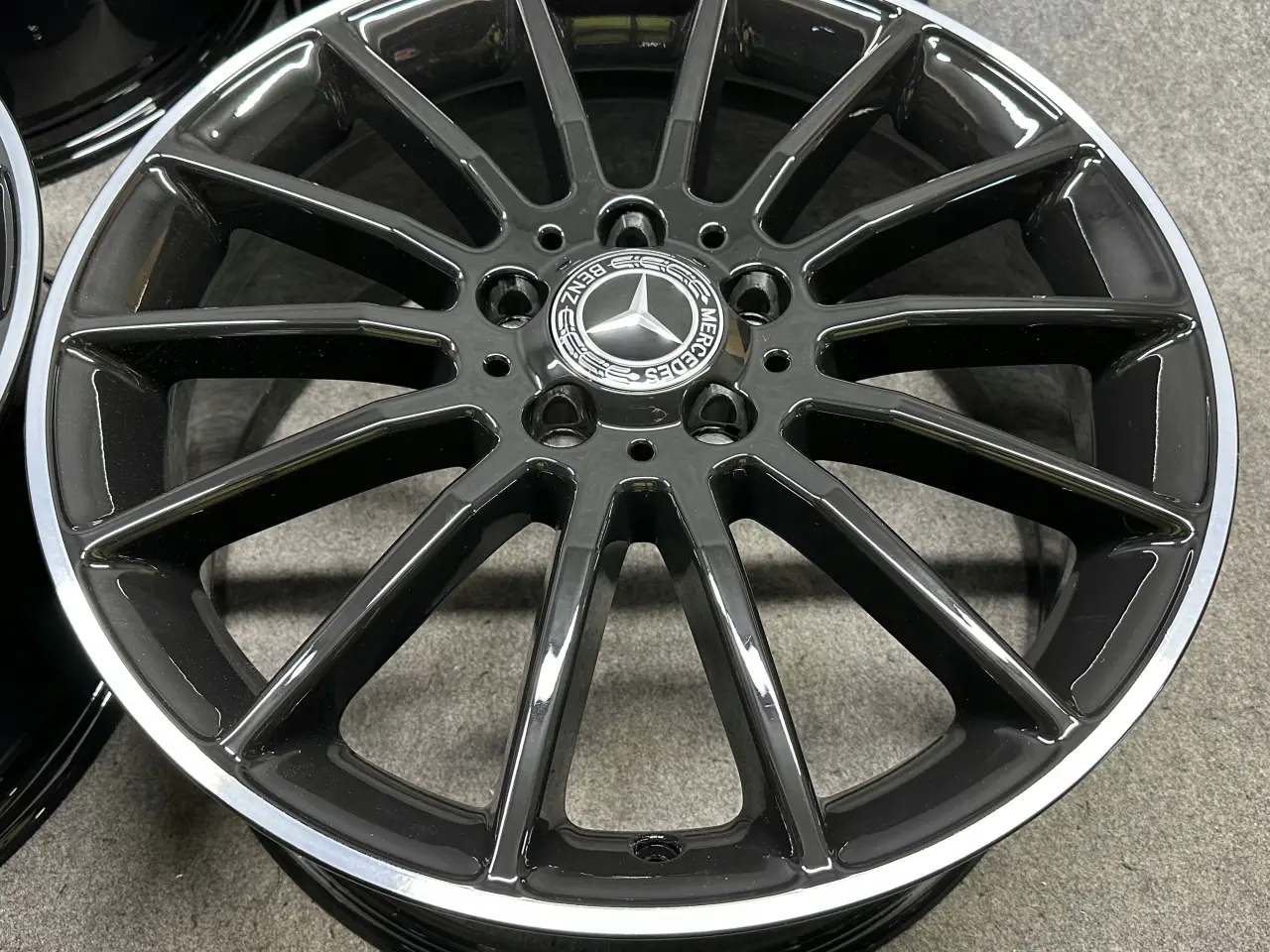 MERCEDES A KLASSE CLA A176 AMG 18 7,5Jx18 ET 52 | Stenderup ...