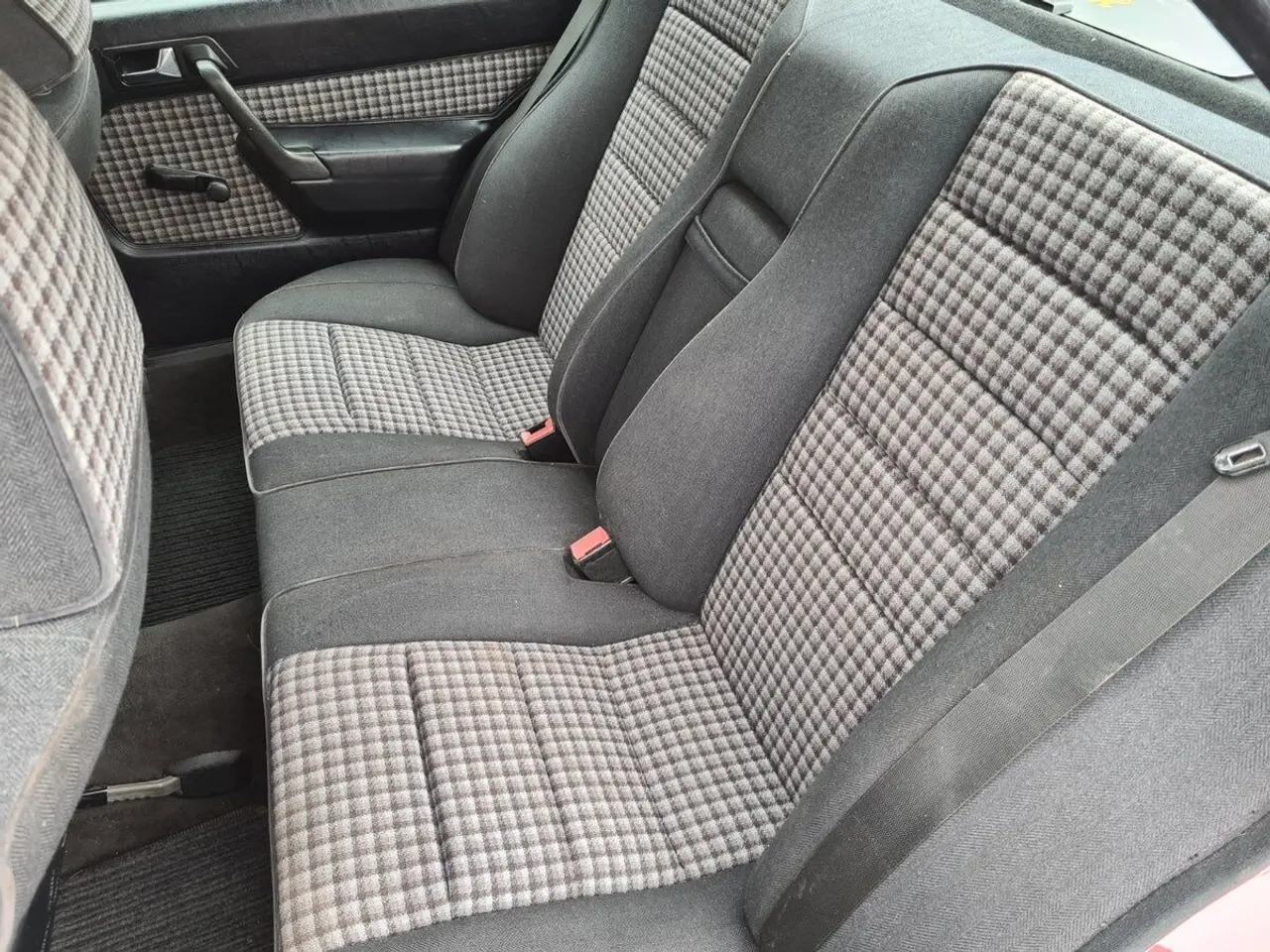Billede 17 - Mercedes-Benz 190 E 2,0 122HK Aut.