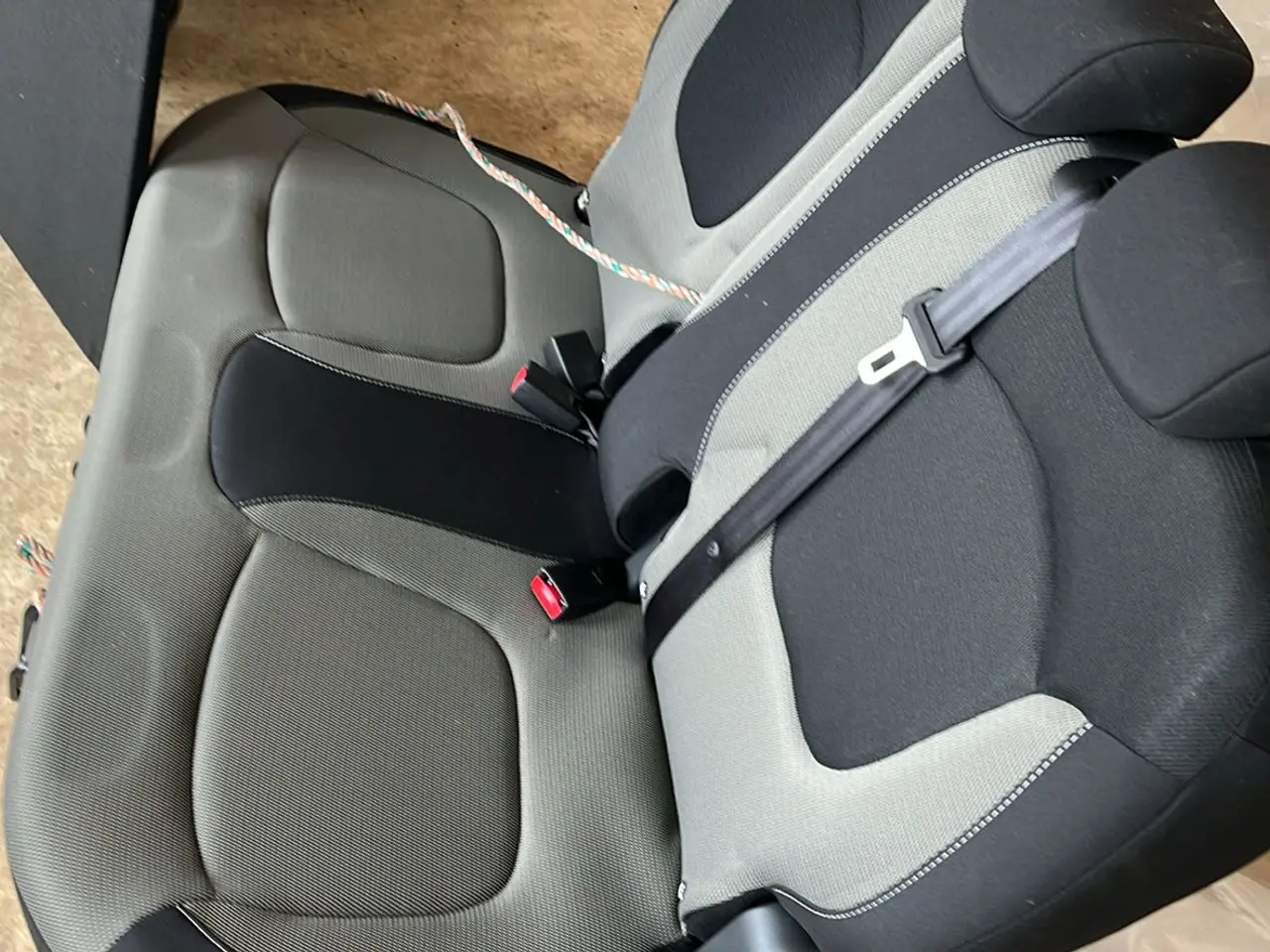 Billede 1 - Nye originale Renault Captur bagsæder sælges.  Hel