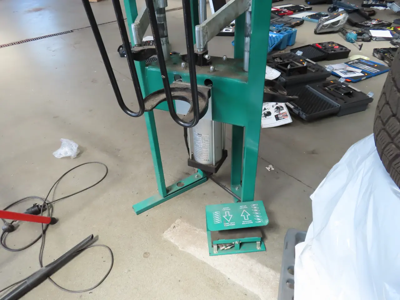 Billede 4 - Fjederpresse COMPAC CSC G2