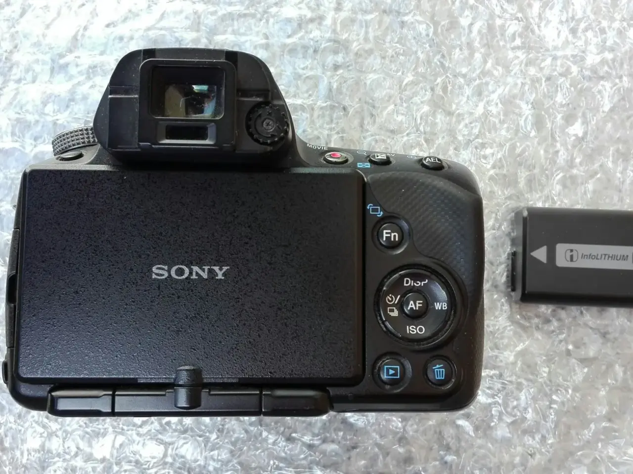 Billede 3 - Sony Alpha 33 m kamerafejl! Giv bud.