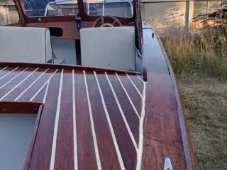 Veteran speedbåd,polar 17,