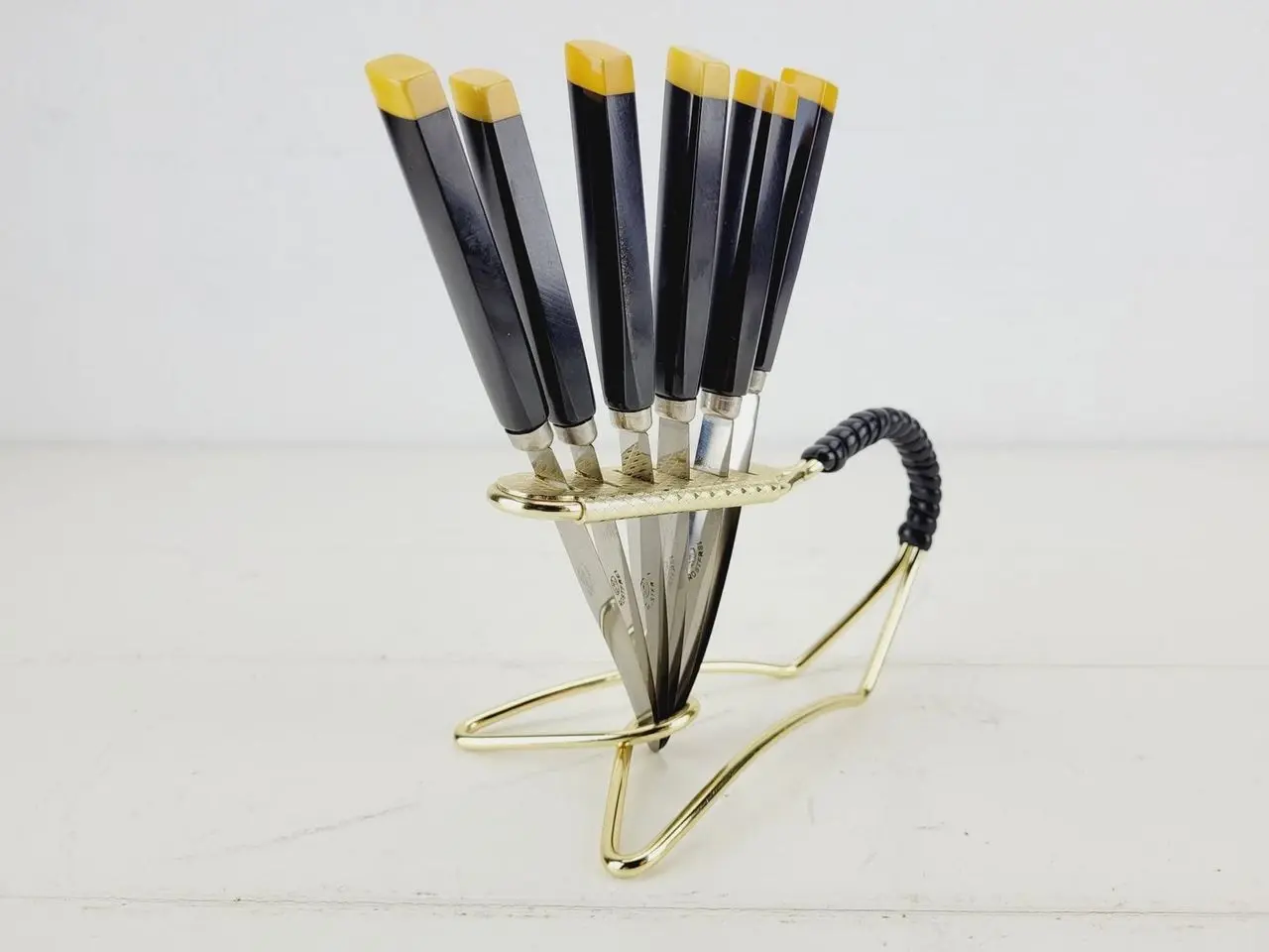 Billede 6 - Sæt med holder og 6 smukke smørreknive