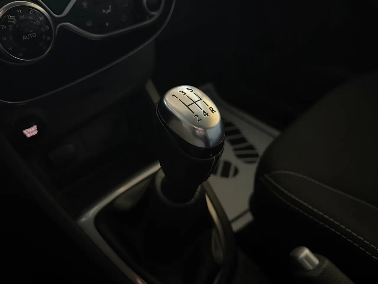 Billede 10 - Renault Clio IV 1,5 dCi 90 Limited Sport Tourer