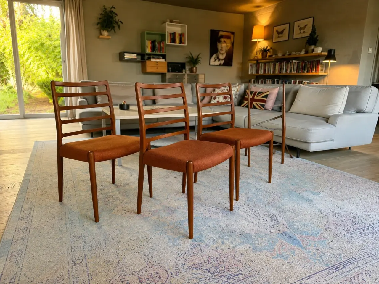 Billede 3 - Klassisk elegance: 4 stk. N.O. Møller model 82 i t