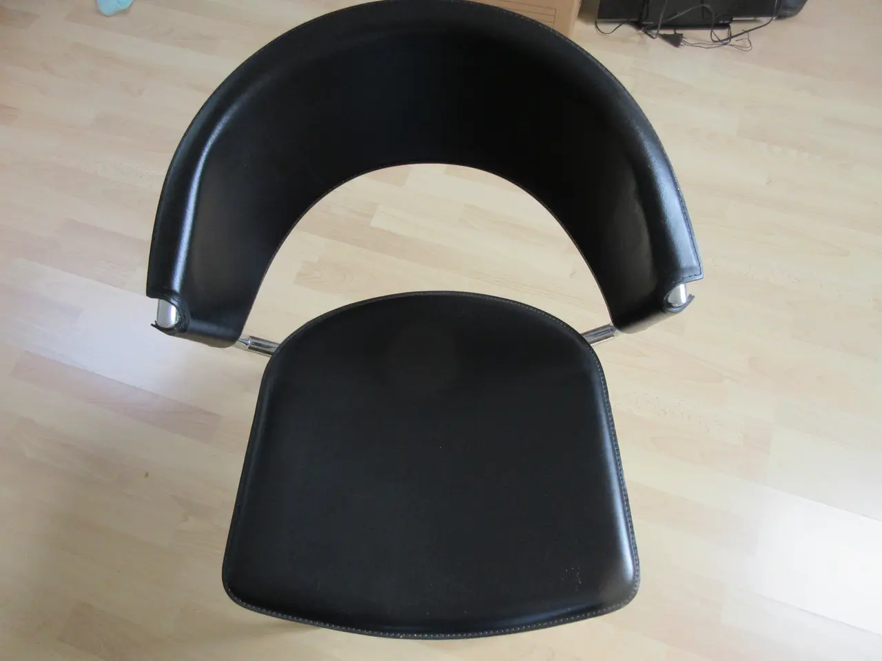 Billede 4 - 2 stole fra italienske Calligaris, samlet 400,- kr