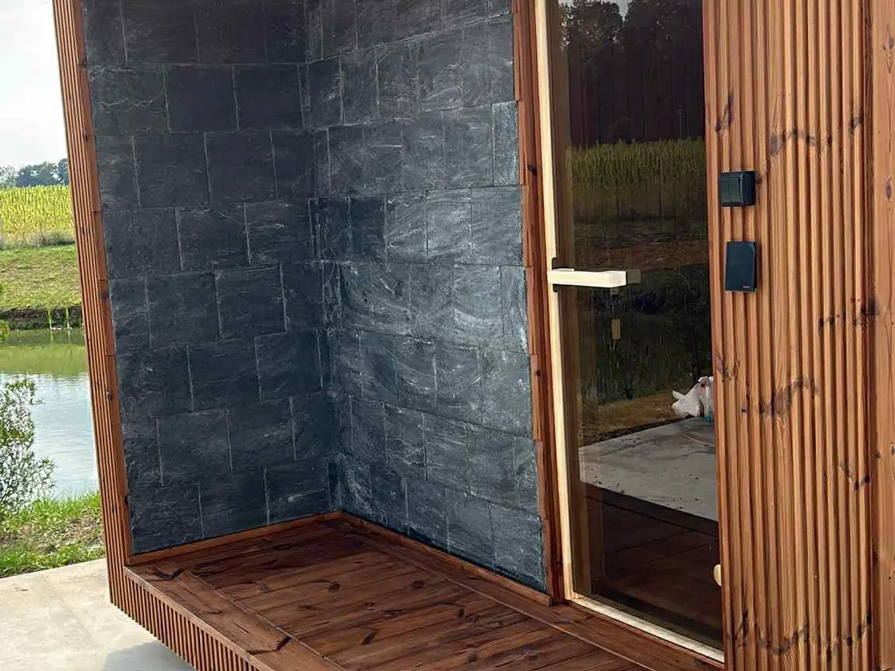 Billede 2 - FIRKANTET SAUNA 