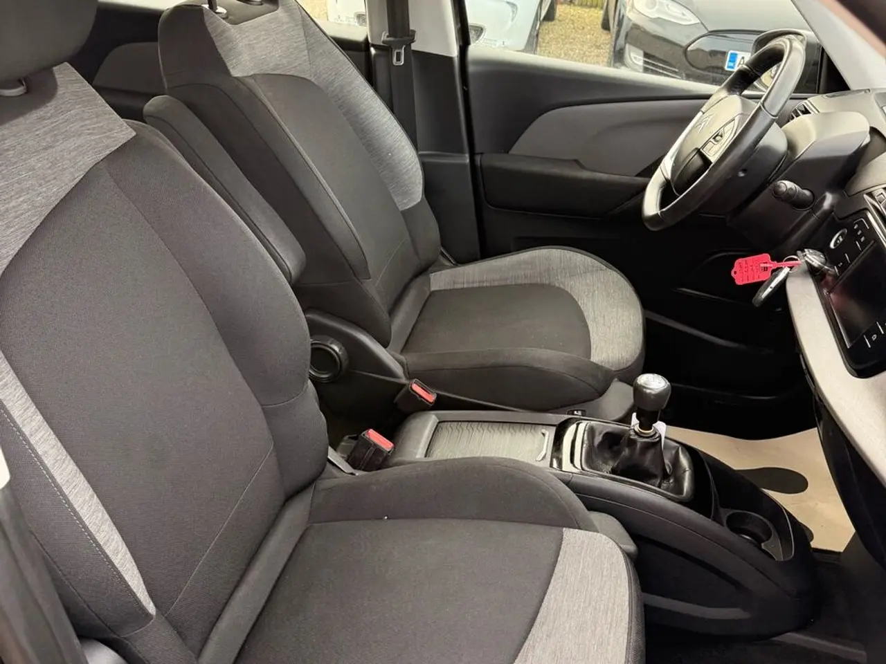 Billede 8 - Citroën Grand C4 Picasso 1,2 PureTech Iconic Limited start/stop 130HK 6g