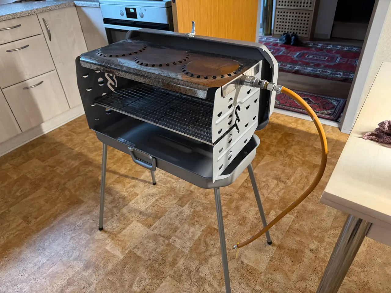Billede 3 - Kuffertgrill / gasblus 