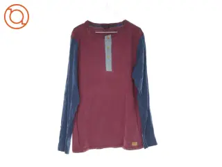Bluse fra Adventure (str. 158 cm)