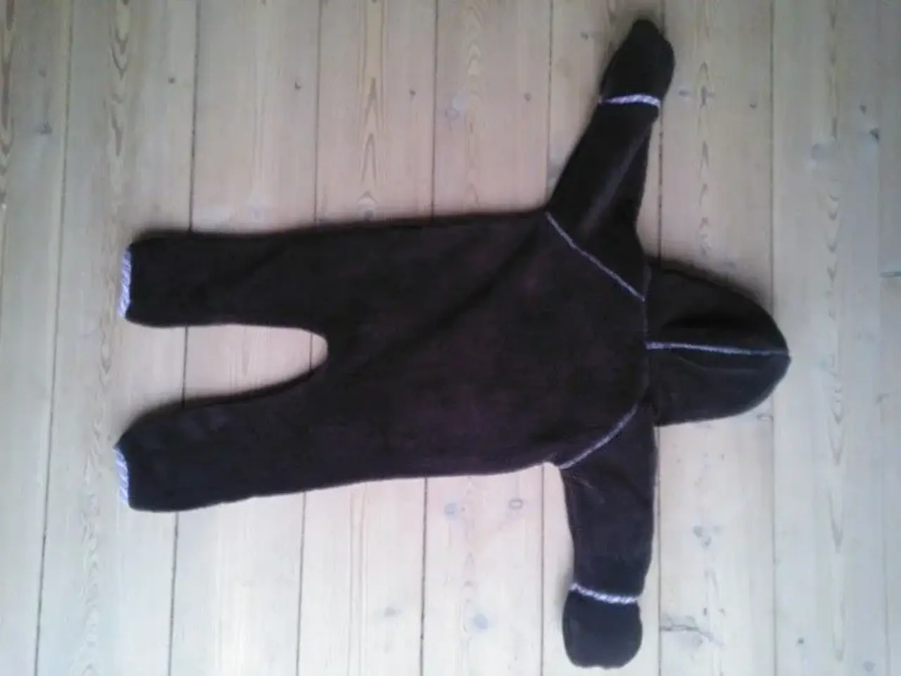 Billede 2 - Babytail plysfleece heldragt str 74(68)