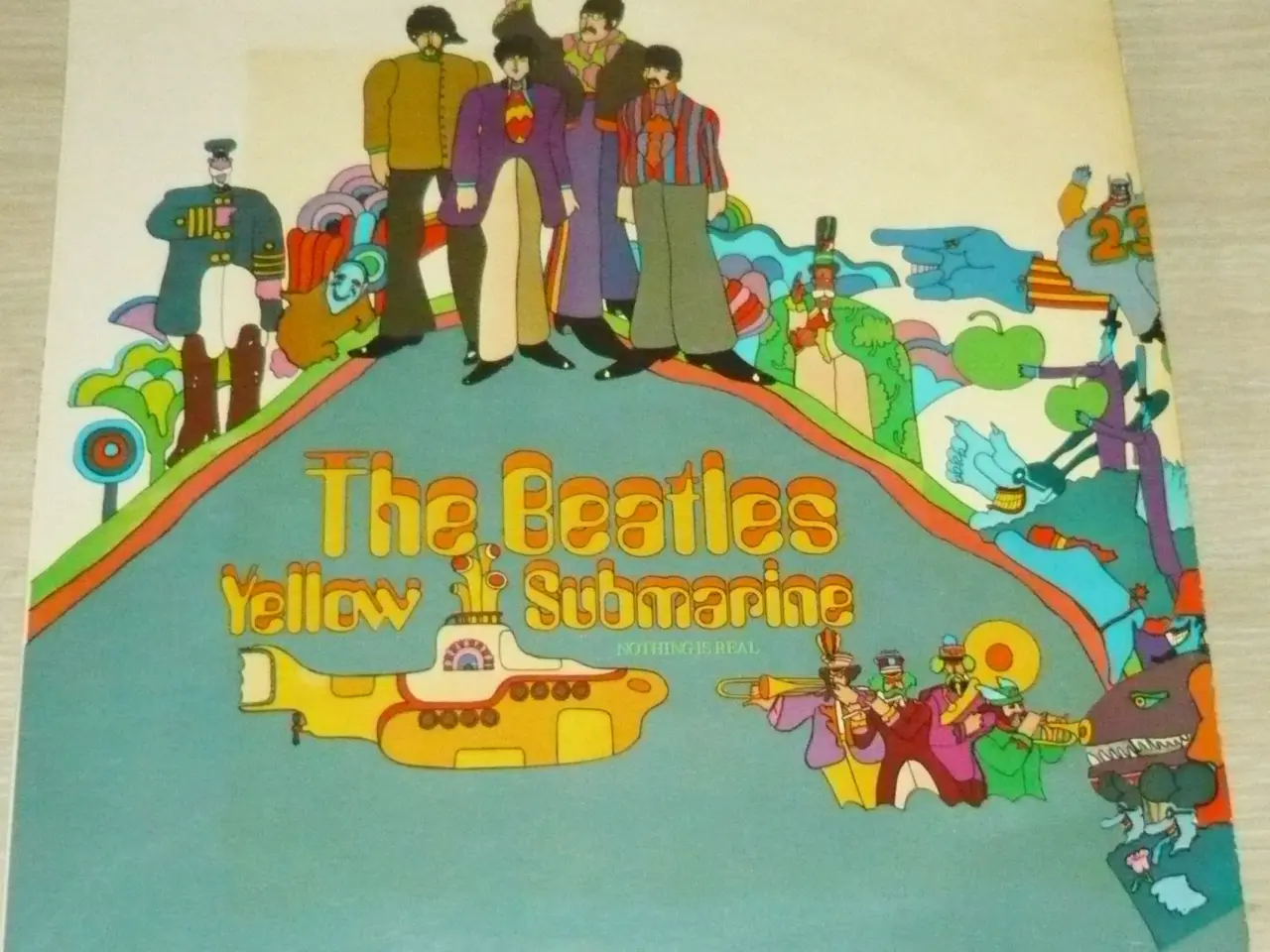 Billede 1 - THE BEATLES YELLOW SUBMARINE LP